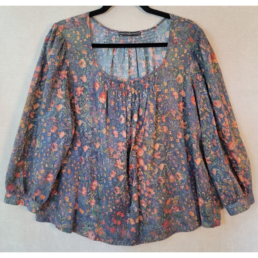 Peruvian Connection Top Smocked Relaxed Boxy Womens Medium Dark Garden Floral